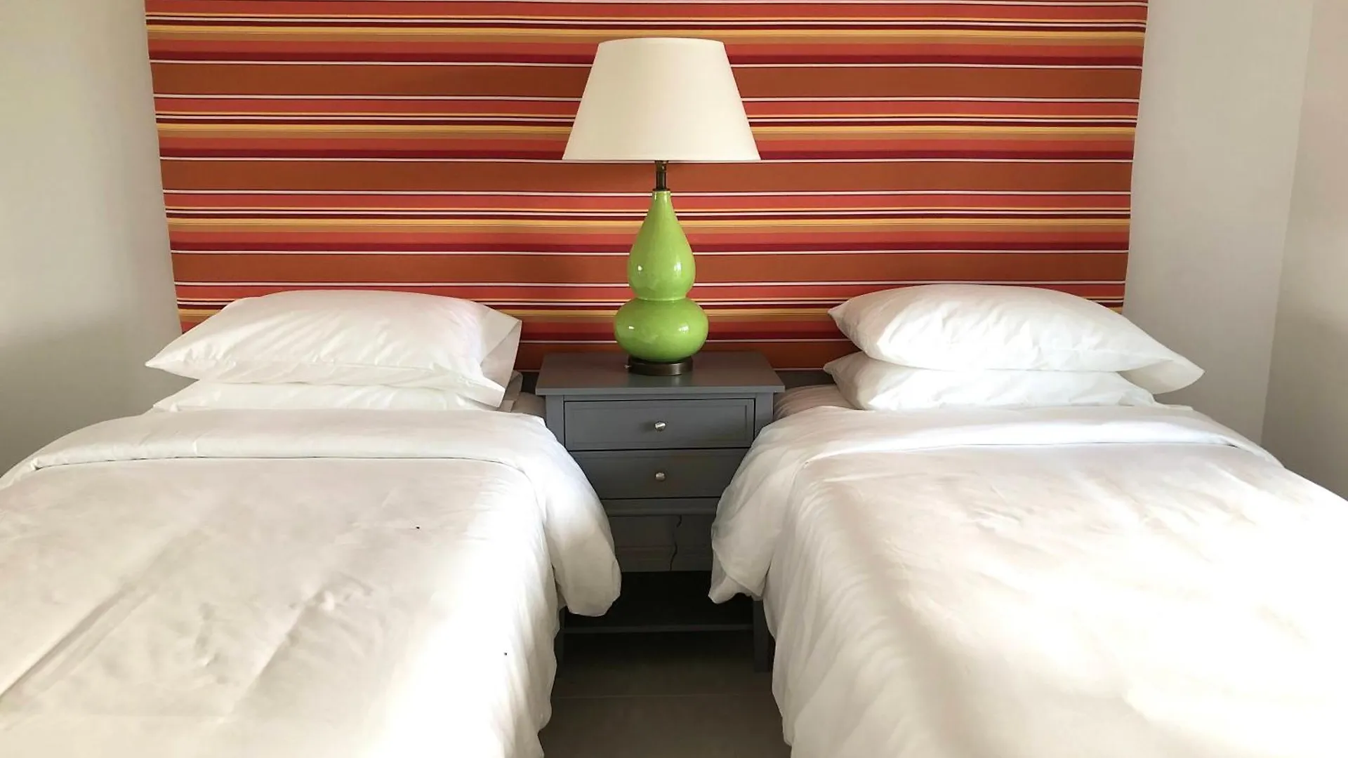 Jolly Harbour Colibri Court Antigua 아파트 호텔 앤티가 바부다