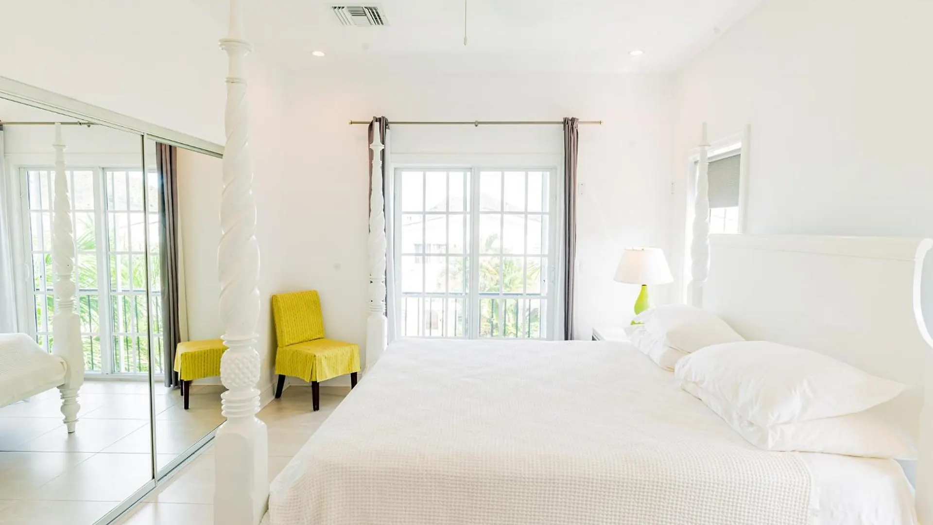Colibri Court Antigua Aparthotel Jolly Harbour