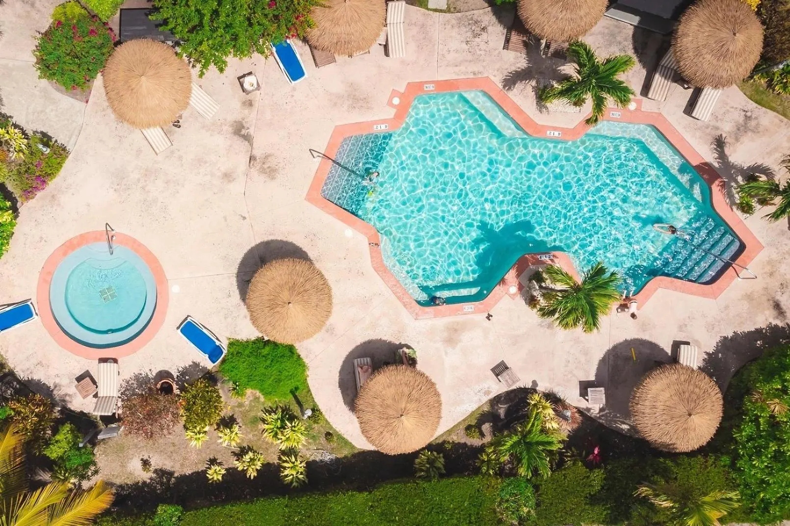 Colibri Court Antigua Aparthotel Jolly Harbour